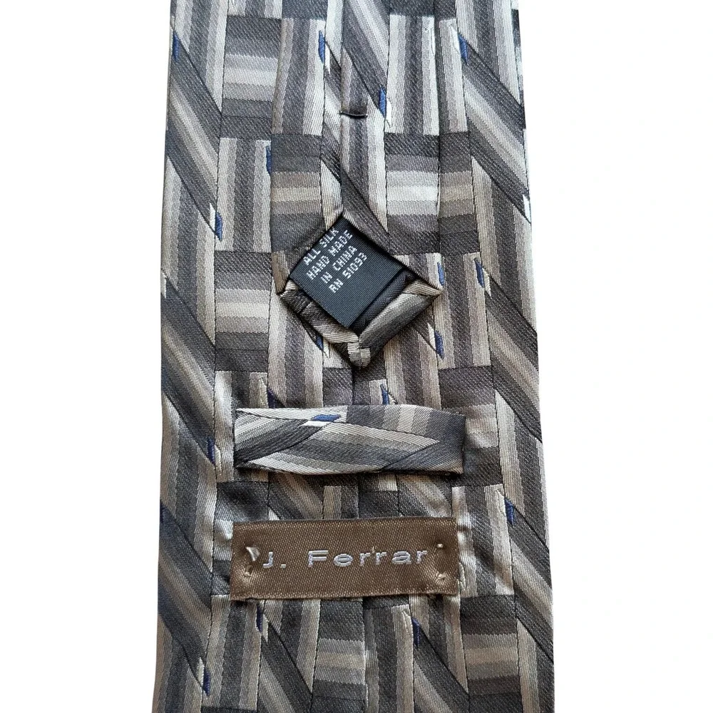 J.Ferrar Silk Necktie Grey Silver Geometric Woven Pattern Hand Made 57.75